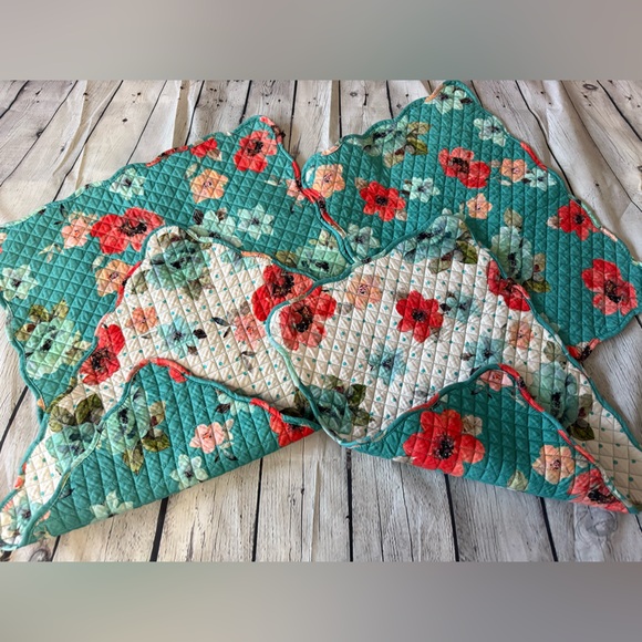 The Pioneer Woman Floral Quilted Placemats - Teal and Red - Picture 1 of 1